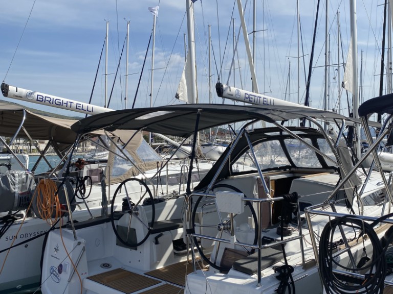 Sailboat to hire Trogir at the best price