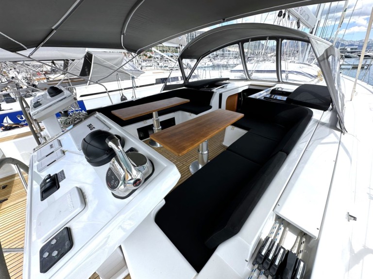 Hire a Hanse Hanse 548 Seget Donji