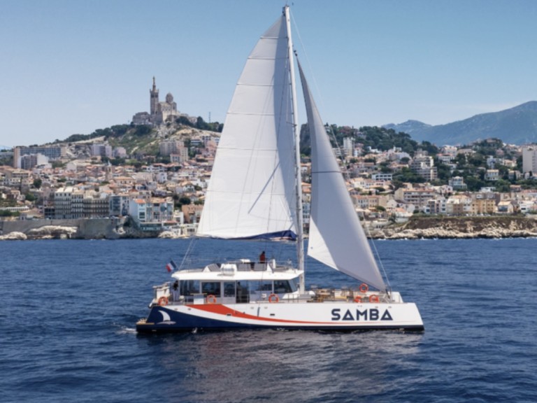 Hire a Lagoon Lagoon 630 Motor Yacht Marseille