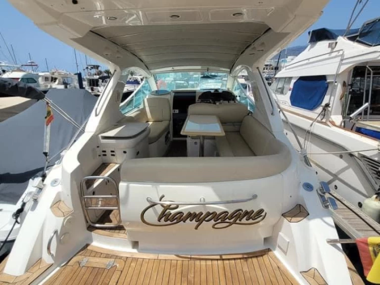 Hire a Sealine Sealine 290 Costa Adeje