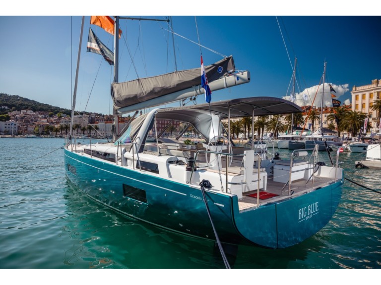 Hire a Bénéteau Oceanis Yacht 54 Seget Donji