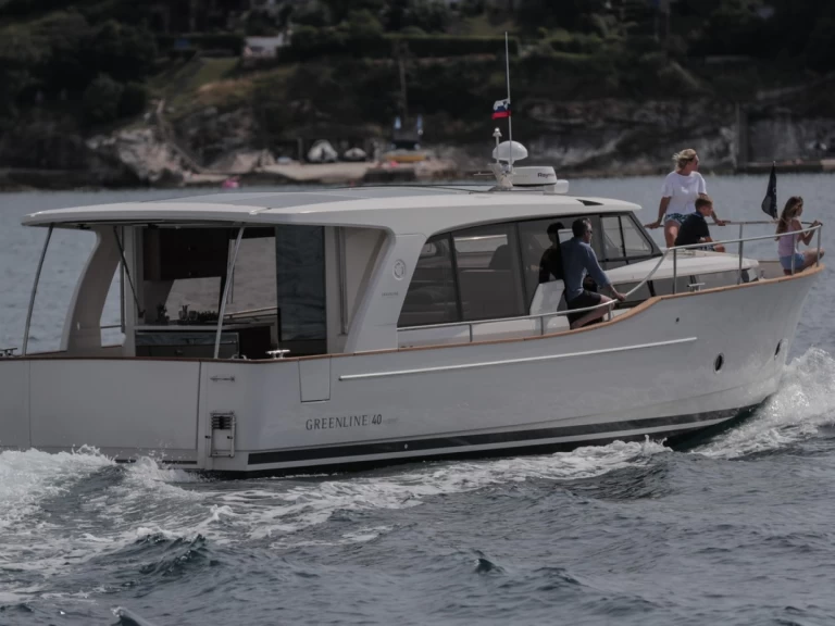 Greenline Yachts Greenline 40 charter bareboat or skippered in  Pula