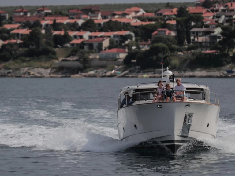 Luxury Yacht hire in Pula - Greenline Yachts Greenline 40