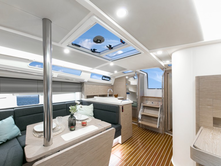 Sailboat hire in Seget Donji - Hanse Hanse 388