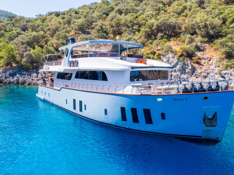 Motorboat to hire Fethiye at the best price