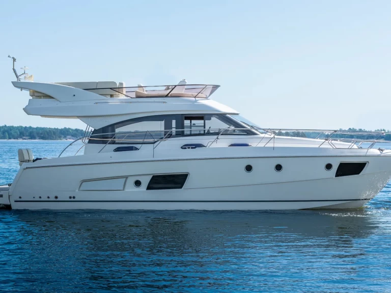 Yacht charter Stockholm archipelago - Bavaria Virtess 420 Fly on SamBoat