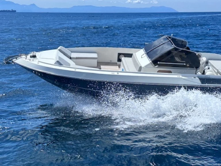  Conam 30 America charter bareboat or skippered in  Naples