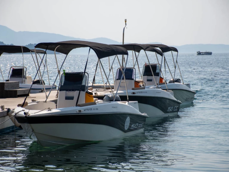 Charter a Compass Compass 150 CC in Skiathos on Samboat
