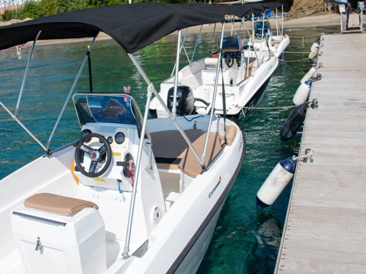 Motorboat to hire Skiathos at the best price