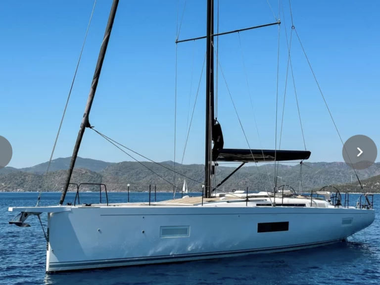 Sailboat hire in Portisco - Bénéteau First 53