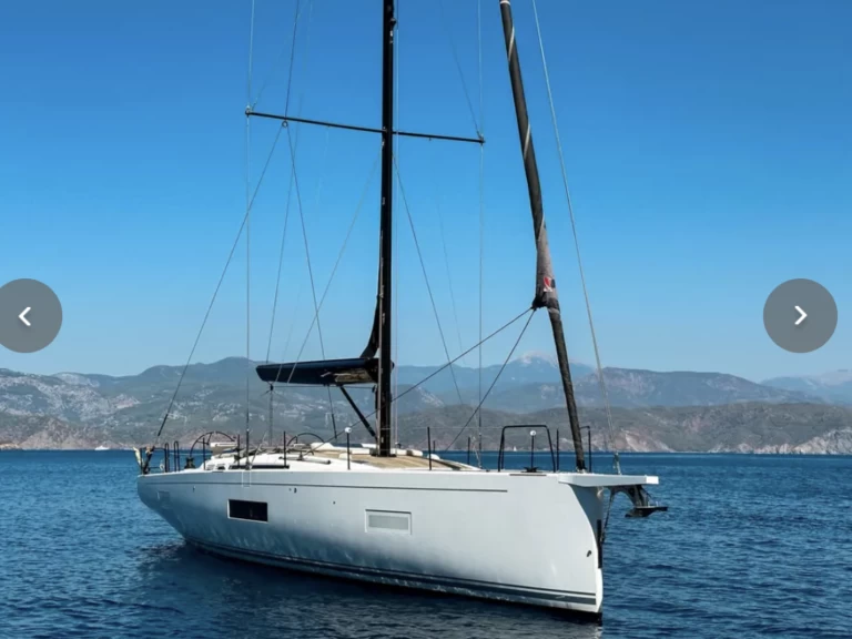 Charter a Bénéteau First 53 in Portisco on Samboat
