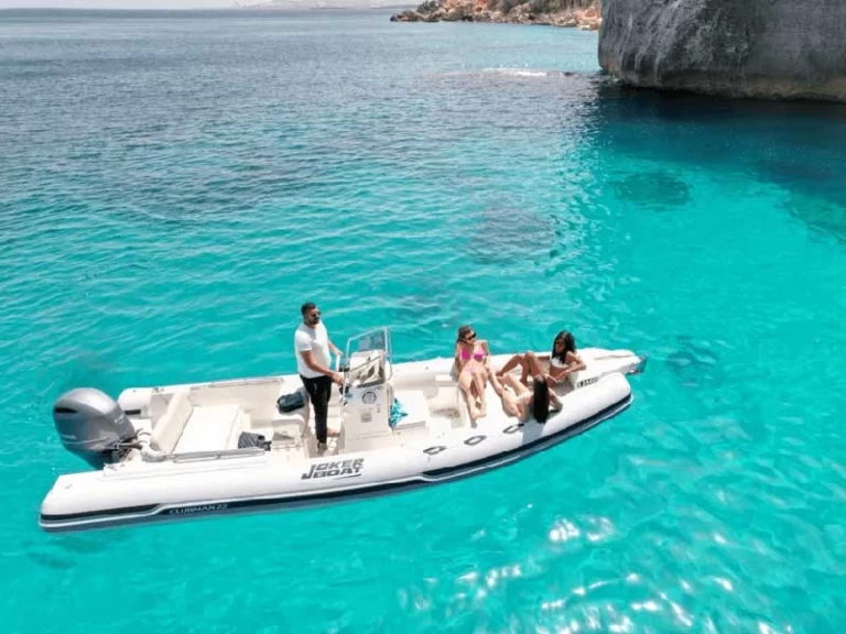 Yacht hire Sliema cheap Jokerboat Clubman 22