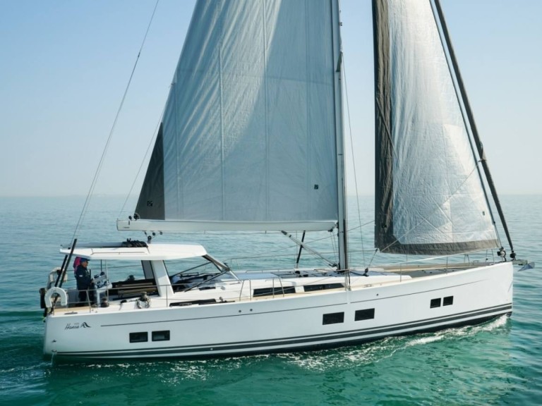 Hire Sailboat with or without skipper Hanse Piraeus