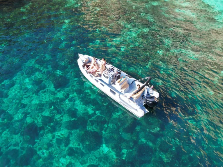 Ranieri Ranieri Cayman 26 Sport Touring charter bareboat or skippered in  Sliema