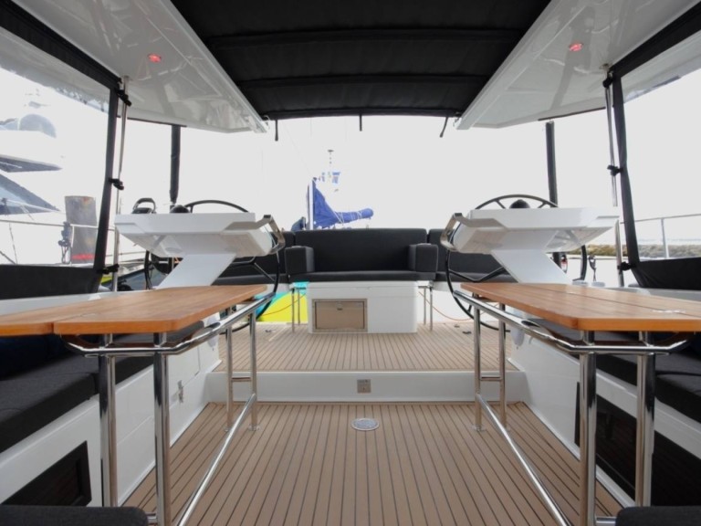 Hire Sailboat with or without skipper Hanse Piraeus