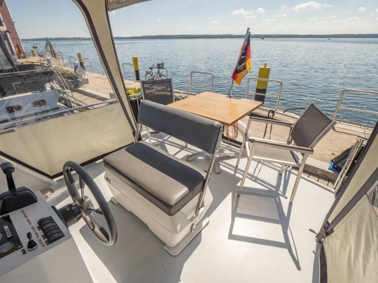 Canal boat hire in Röbel - Pedro Skiron Typ 3