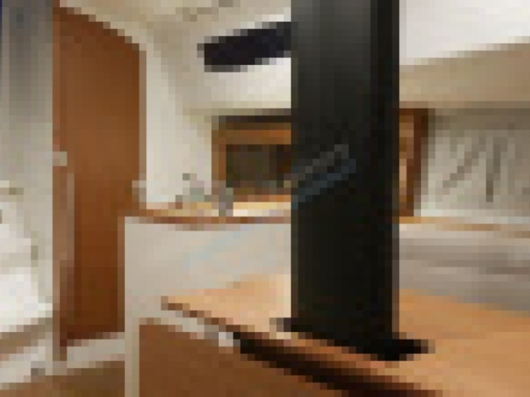 Hire Sailboat J Composites with a boat licence