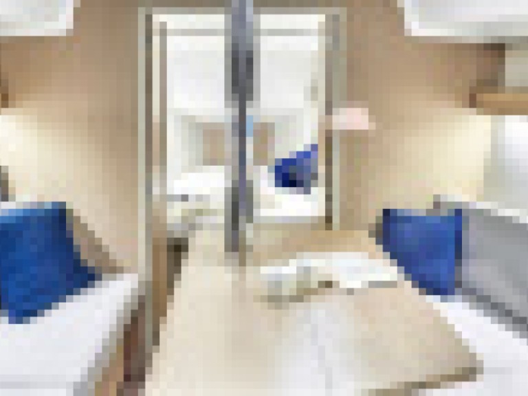 Charter a OCEANIS 34.1 PTE OCEANIS 34.1 PTE in Arzon on Samboat