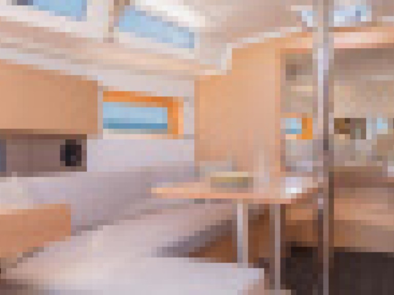 Hire a Bénéteau OCEANIS 38 1 2024 Arzon