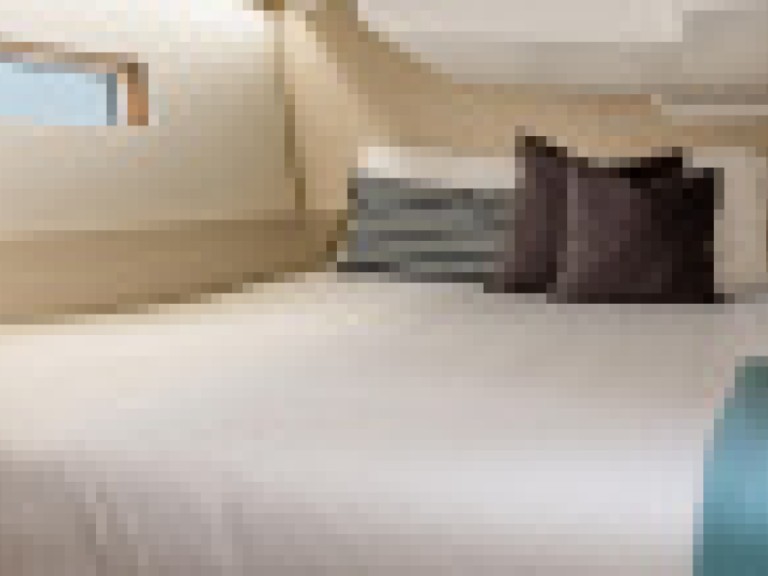 Hire Sailboat with or without skipper OCEANIS 40.1 Arzon