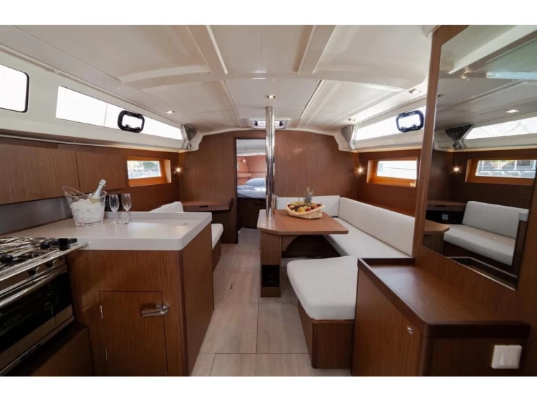 Hire Sailboat with or without skipper Bénéteau Orhaniye