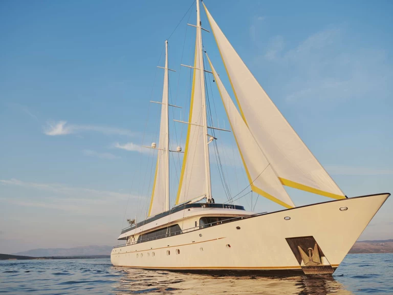 Charter a Custom Anima Maris in Croatia on Samboat
