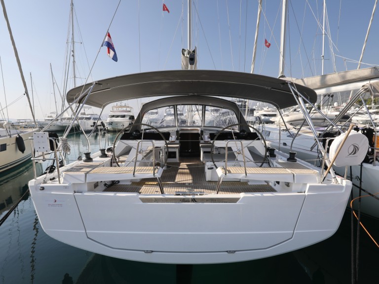 Yacht charter Komolac - Hanse Hanse 460 on SamBoat