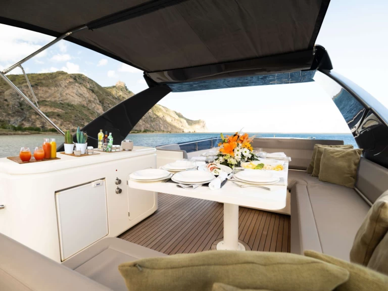 Hire Luxury Yacht with or without skipper Ferretti Naples