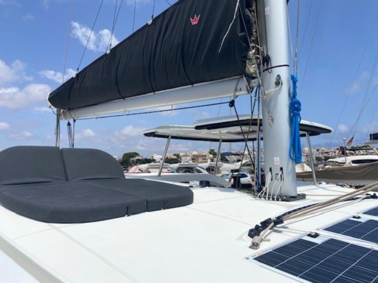 Catamaran hire in Portocolom - Lagoon Lagoon 42