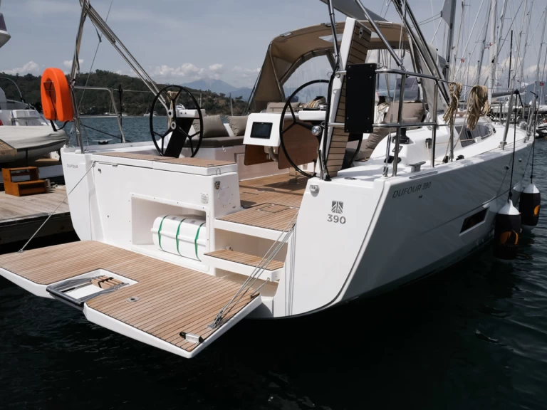 Charter a Dufour Dufour 390 in Fethiye on Samboat