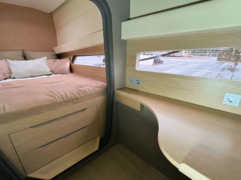 Yacht hire Olbia cheap ModX 70