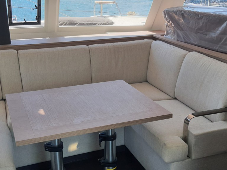 Yacht charter Adaköy - Fountaine Pajot Isla 40 on SamBoat
