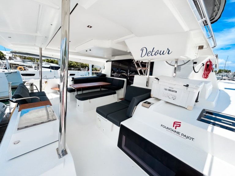 Catamaran hire in Road Town - Fountaine Pajot Elba 45