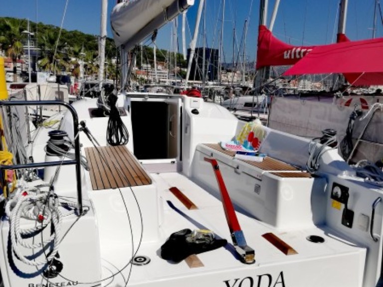 Bénéteau Oceanis 30.1 charter bareboat or skippered in  Pomer