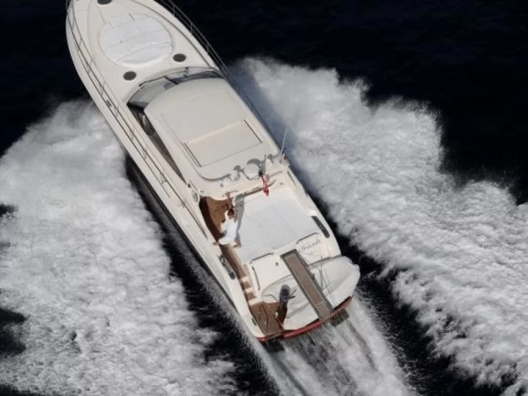 Charter a Gianetti Gianetti 55  in Saint-Tropez on Samboat