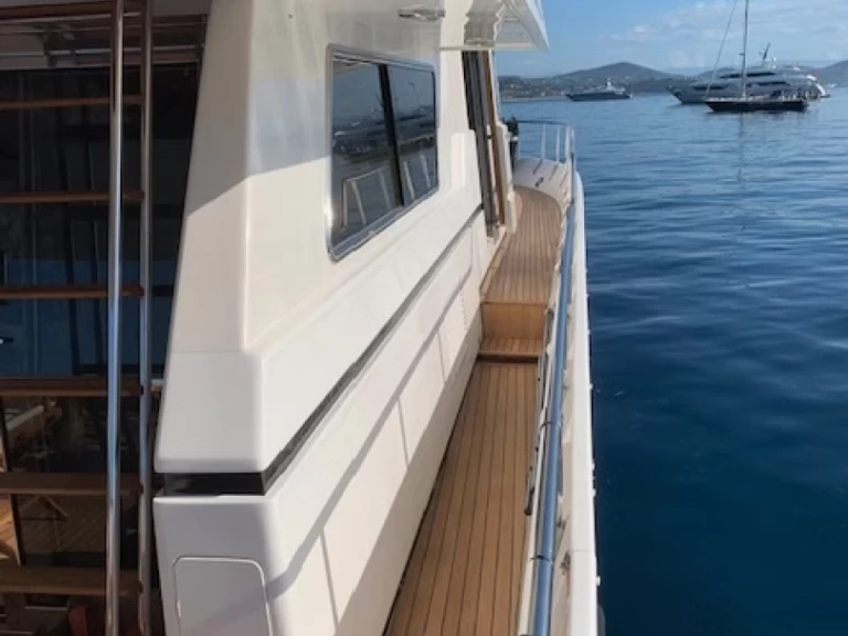 Yacht charter Saint-Tropez - Canados canados 60 on SamBoat