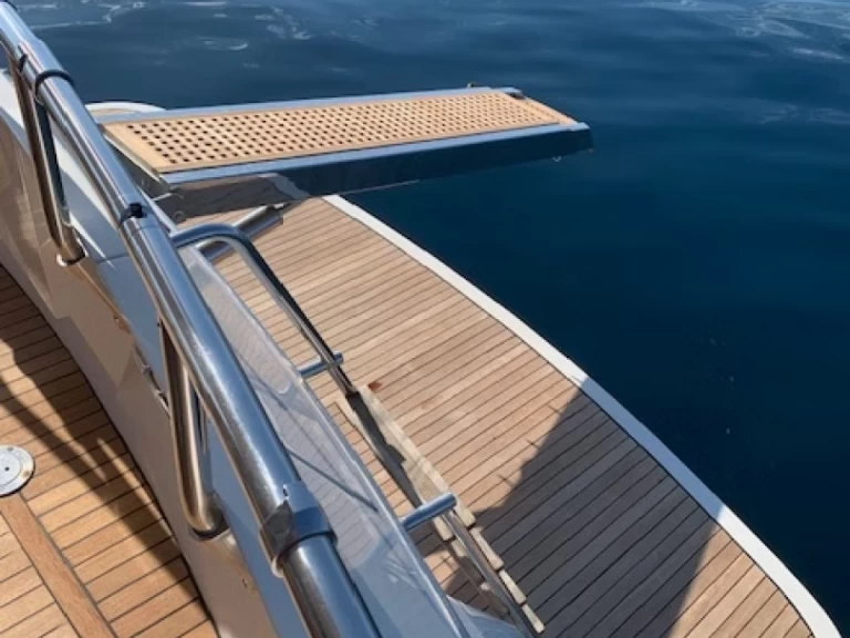 Luxury Yacht hire in Saint-Tropez - Canados canados 60