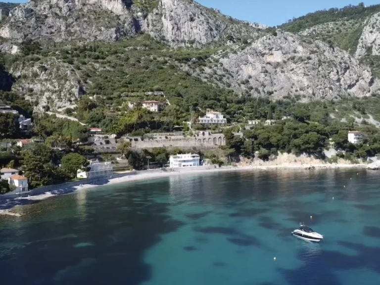 Bavaria Bavaria 400 Sport charter bareboat or skippered in  Beaulieu-sur-Mer