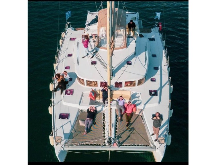 Yacht hire Naples cheap Lagoon 450 F