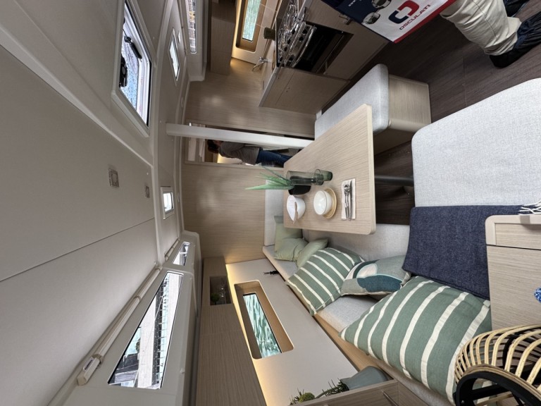 Sailboat hire in Cugnana Verde - Bénéteau Oceanis 37.1