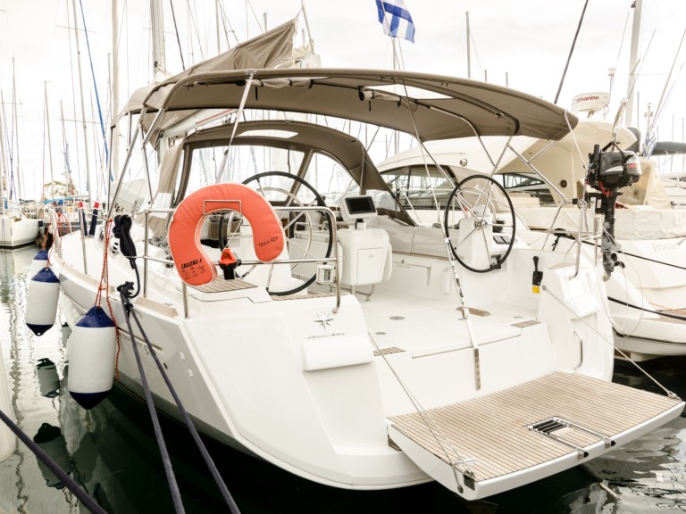 Yacht charter Corfu - Jeanneau Sun Odyssey 519 on SamBoat