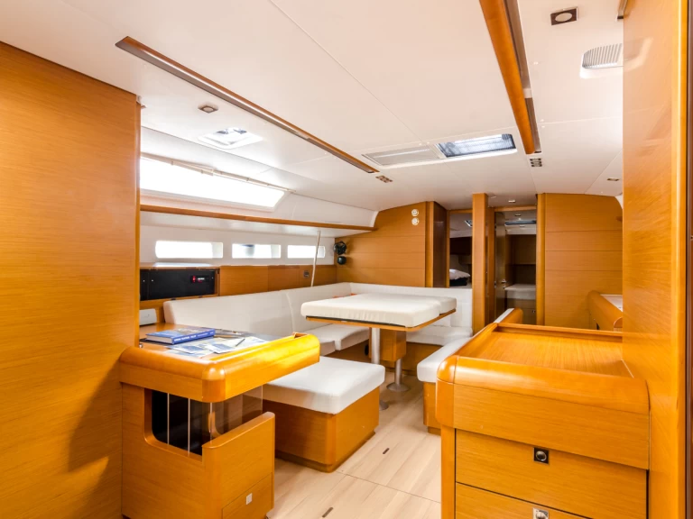 Hire a Jeanneau Sun Odyssey 519 Corfu