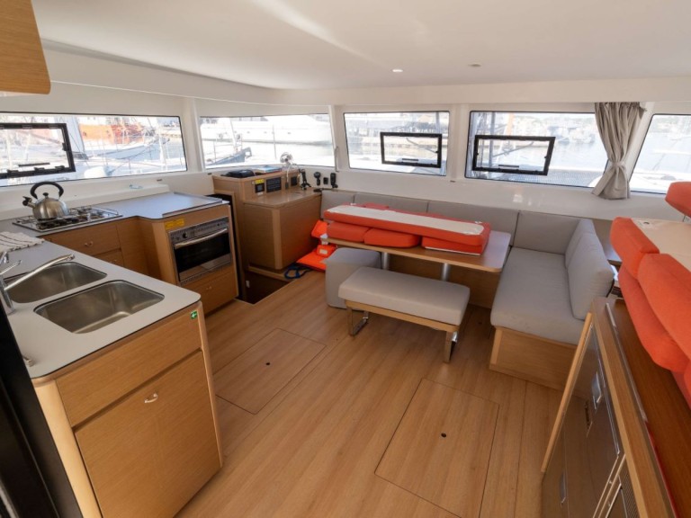 Hire Catamaran with or without skipper Excess Saint George's
