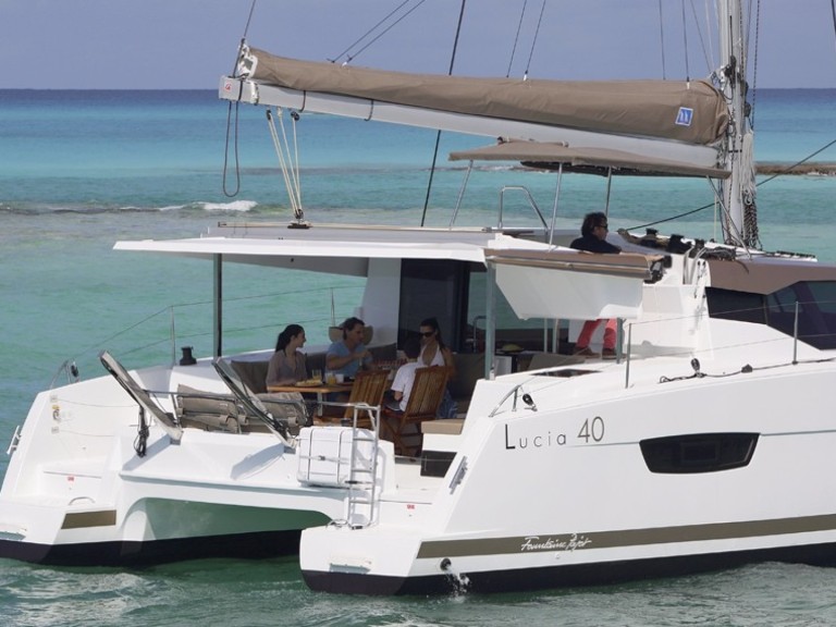 Catamaran hire in Zaton - Fountaine Pajot Lucia 40