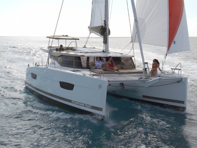 Hire Catamaran Fountaine Pajot with a boat licence