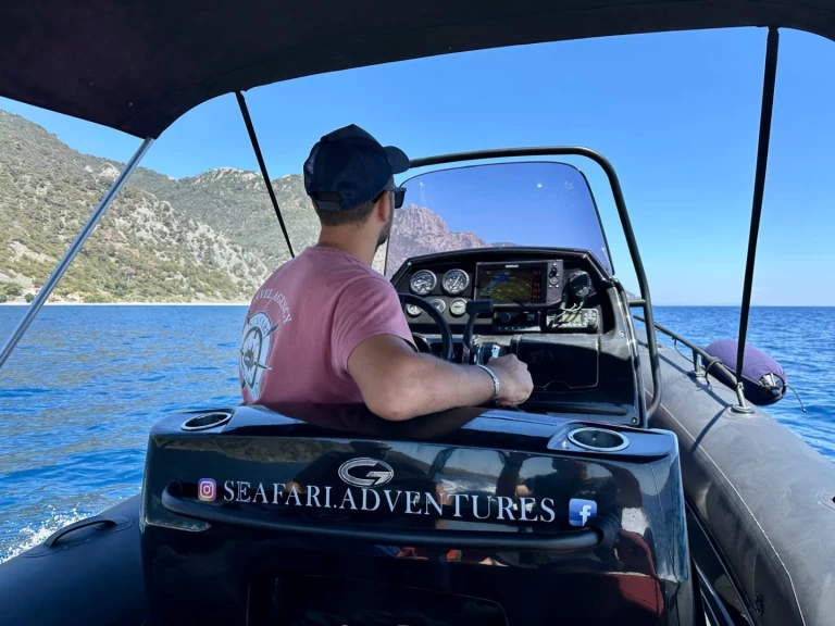 RIB hire in Plomari - Grand Boats Golden Line G650LF