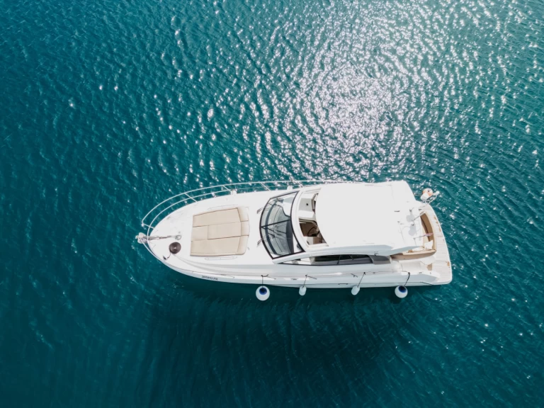 Motorboat hire in Zadar - Jeanneau Prestige 390 S