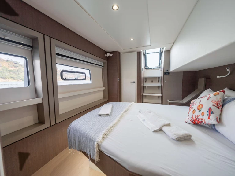 Luxury Yacht hire in Leeward Island - Bali My Marina