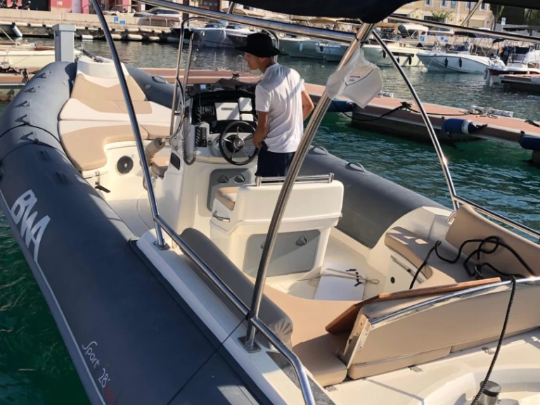 Yacht charter Mahón - Bwa Sport 28 GT on SamBoat
