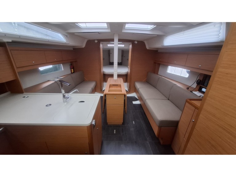 Hire Sailboat Dufour with a boat licence